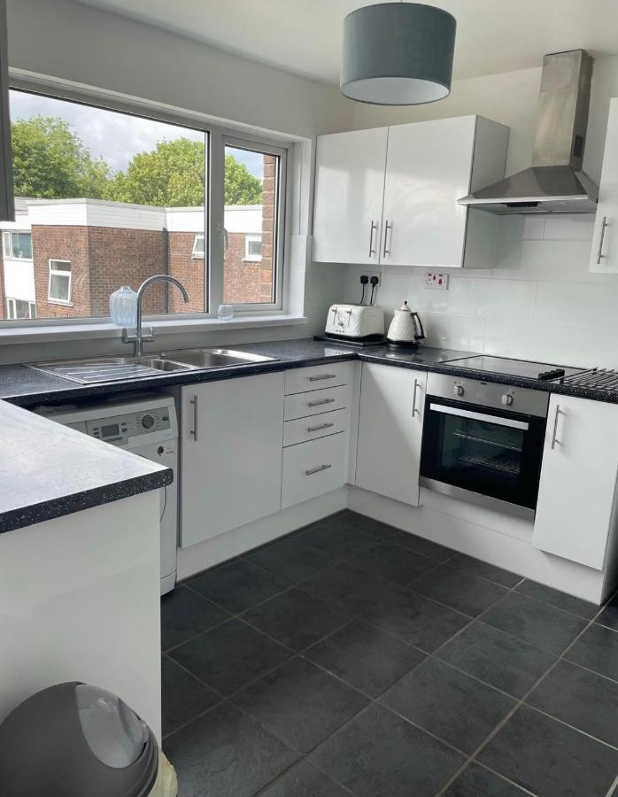 Cozy Flat 15 Mins From City Centre With Parking Leilighet Cardiff Eksteriør bilde